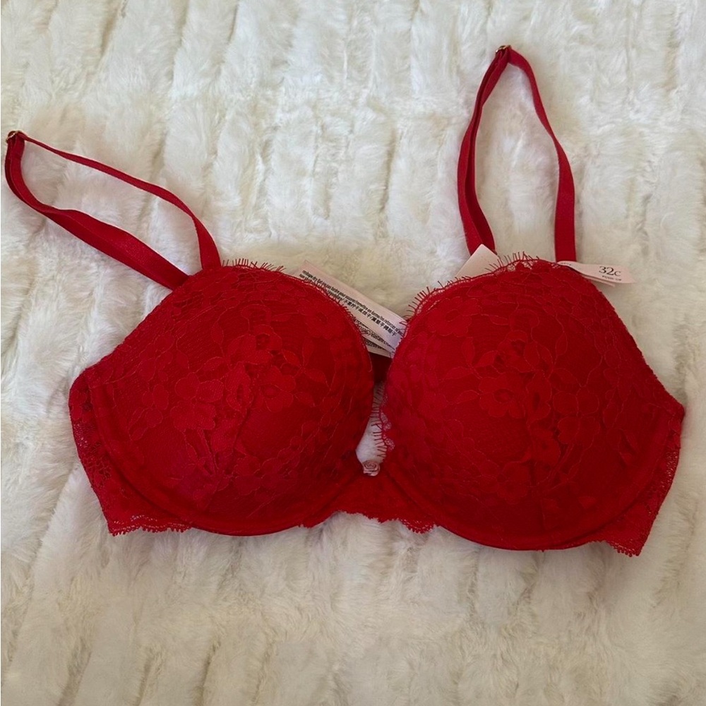 Victorias Secret Red Lace Push-Up Bra